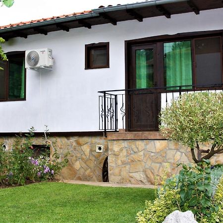 Къща Речен Шепот Hotel Kalofer Buitenkant foto
