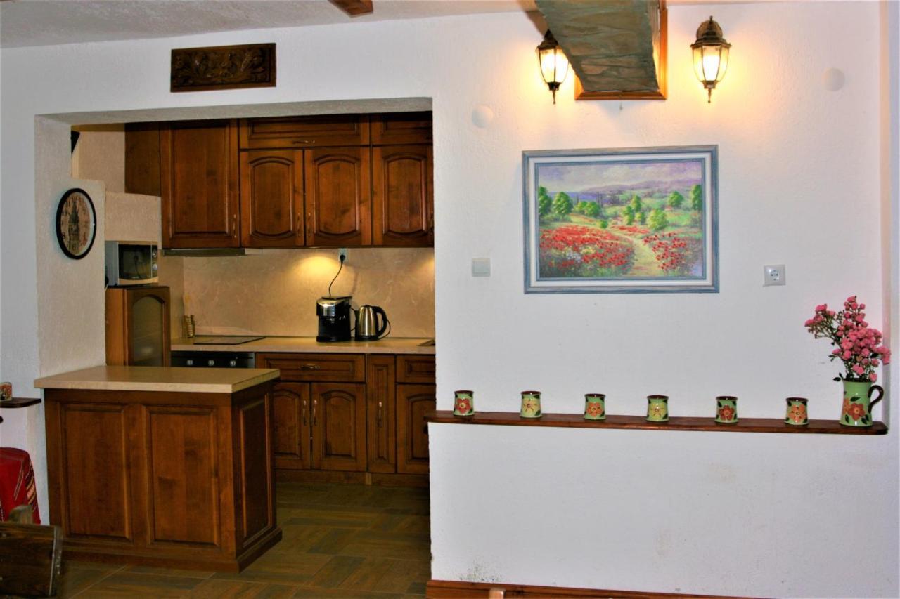 Къща Речен Шепот Hotel Kalofer Buitenkant foto