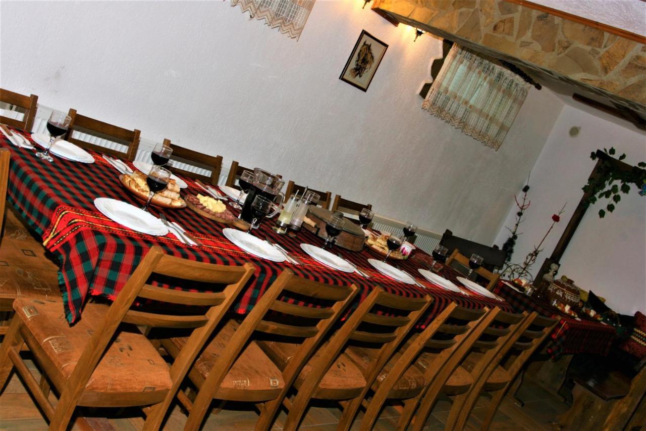 Къща Речен Шепот Hotel Kalofer Buitenkant foto