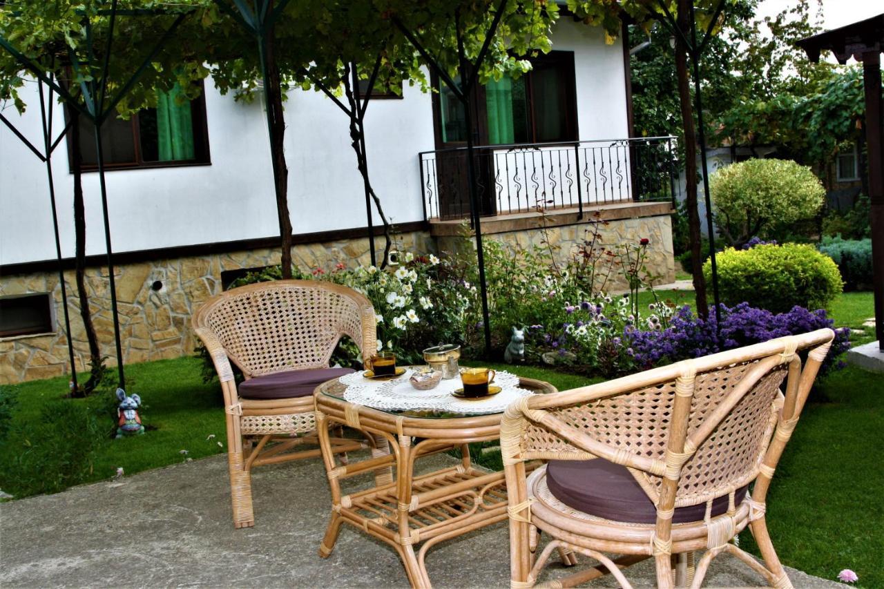Къща Речен Шепот Hotel Kalofer Buitenkant foto