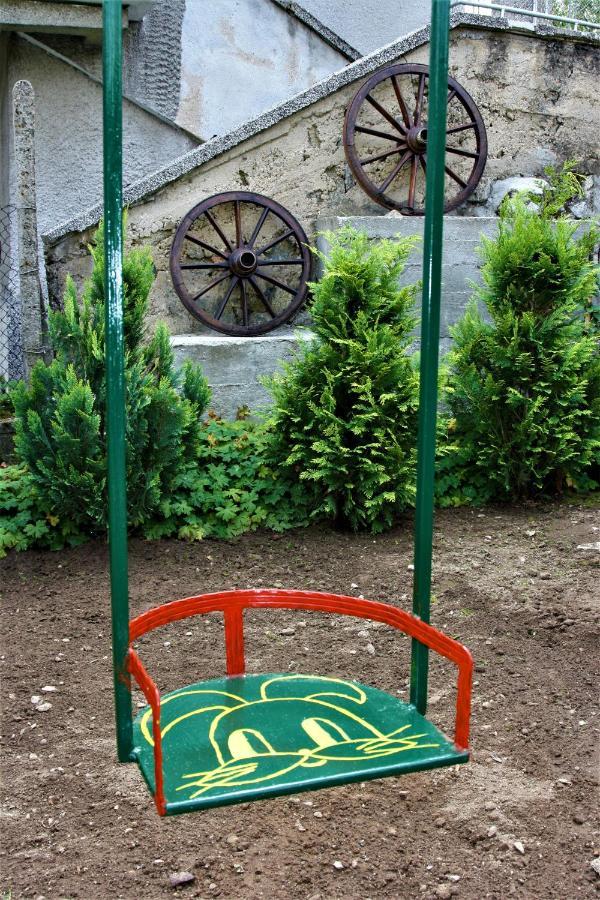 Къща Речен Шепот Hotel Kalofer Buitenkant foto