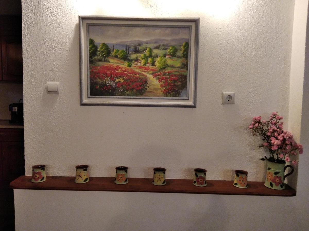 Къща Речен Шепот Hotel Kalofer Buitenkant foto
